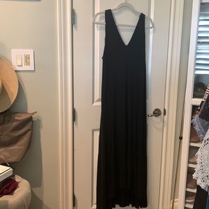 Soma maxi dress super comfy with deep ruffle at the bottom. Worn once